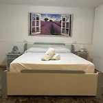 C'est La Vie Cozy Near The Апартаменты Колико