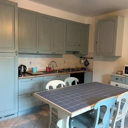 C'est La Vie Cozy Near The Colico