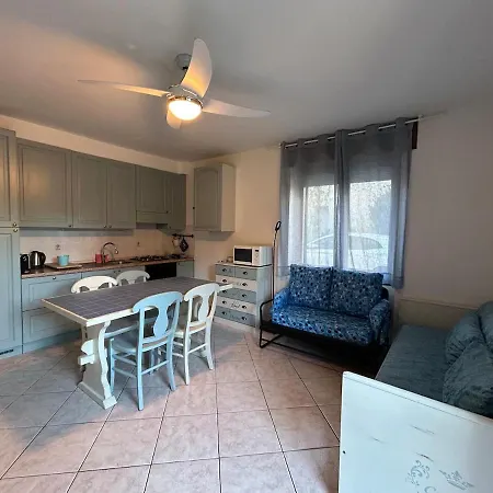 C'est la vie Cozy accommodation near the lake * Colico