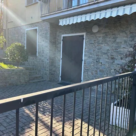 C'est la vie Cozy accommodation near the lake Appartement Colico