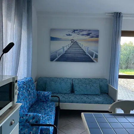 Apartment C'est La Vie Cozy Near The