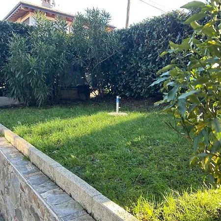 C'est la vie Cozy accommodation near the lake Appartement Colico