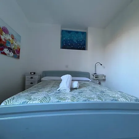 C'est la vie Cozy accommodation near the lake Appartement Colico