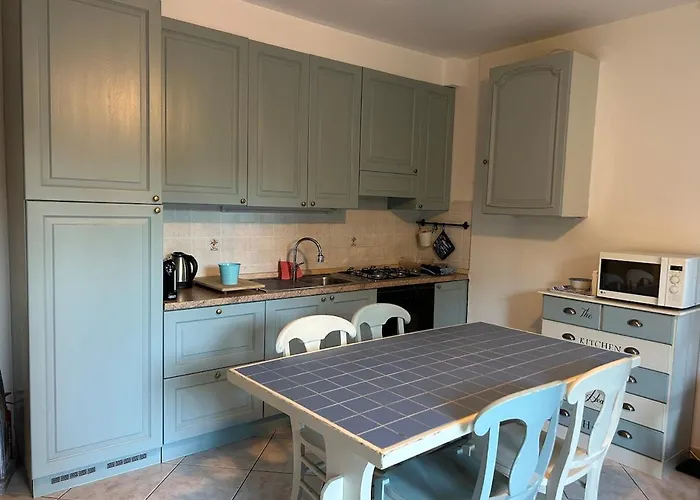 C'est La Vie Cozy Near The Colico