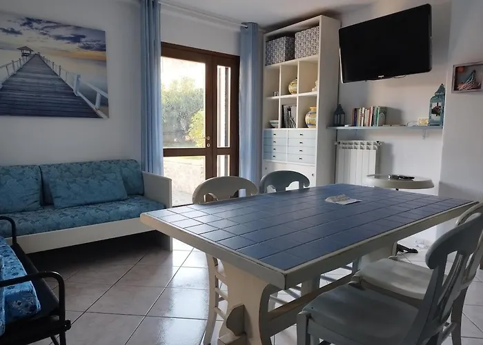 C'est La Vie Cozy Near The