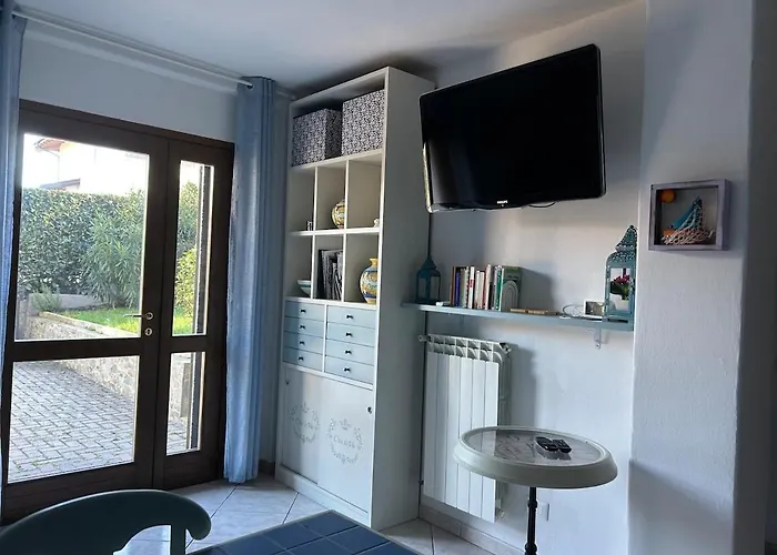 C'est La Vie Cozy Near The Appartement