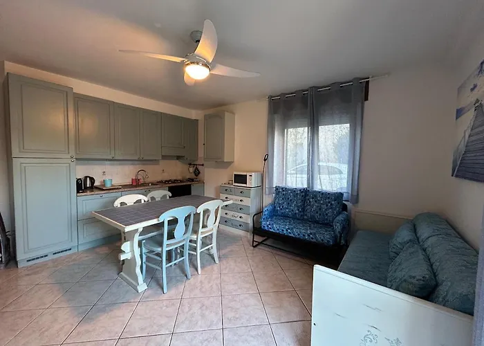 C'est La Vie Cozy Near The * Colico