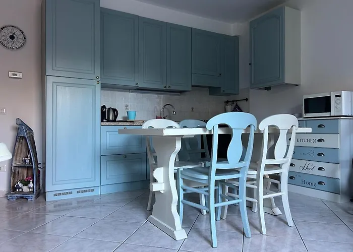 Appartement C'est La Vie Cozy Near The Colico